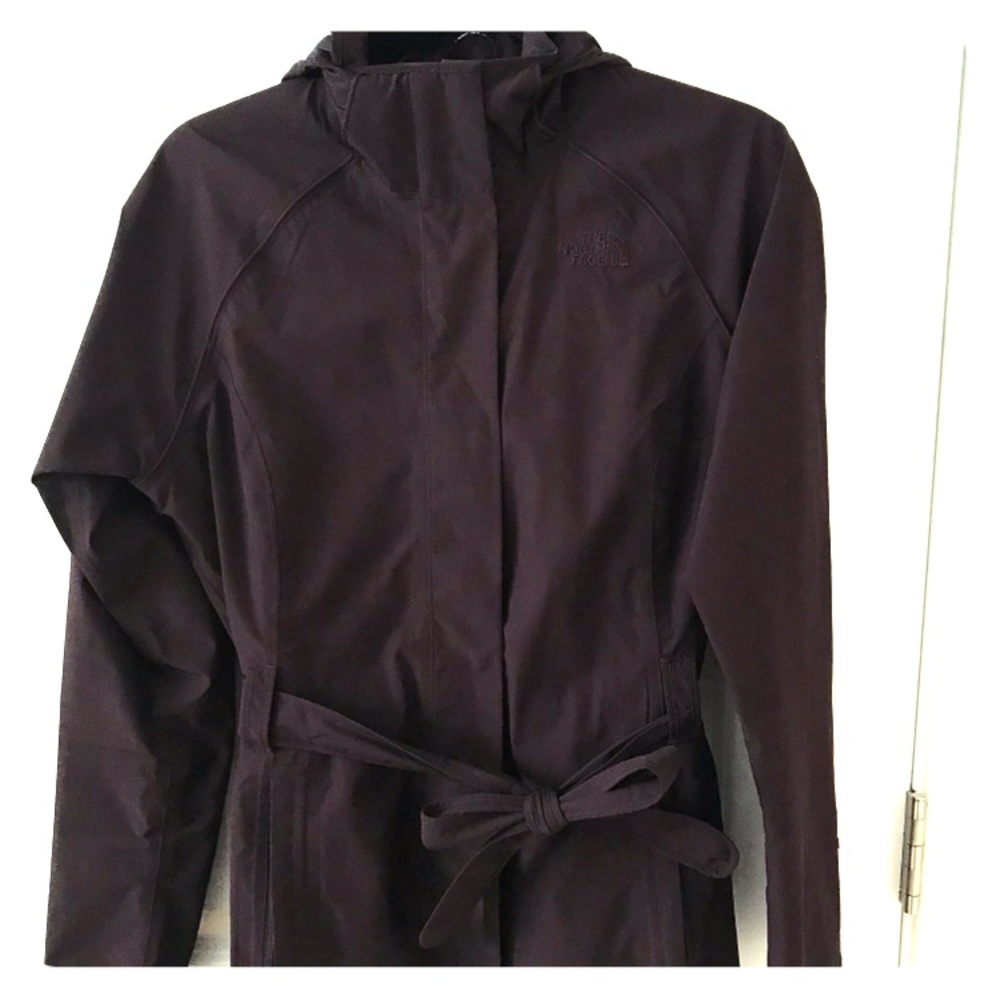 North Face Women’s Rain Jacket